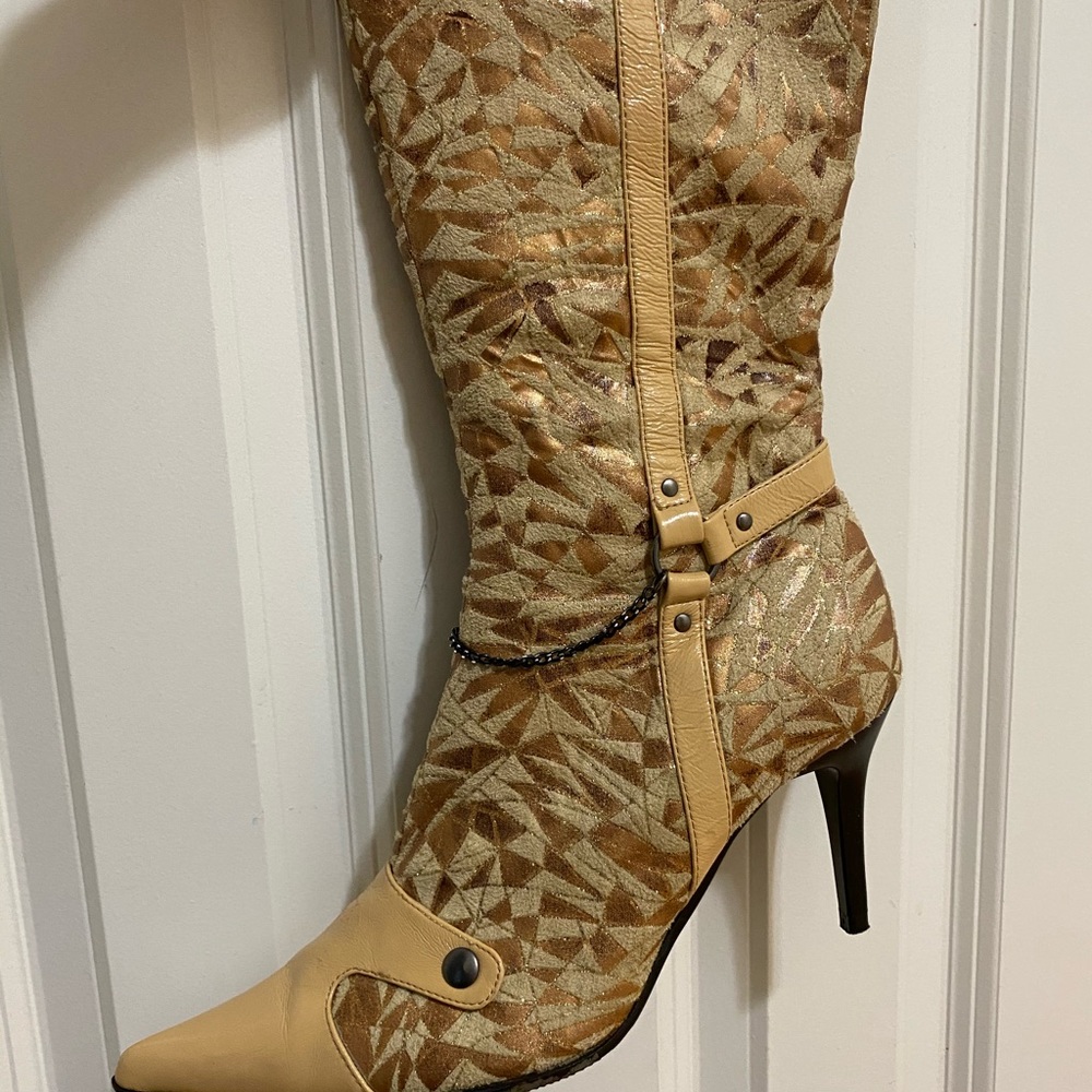 Yoki Tan and Brown Heeled Boots - Picture 9 of 13